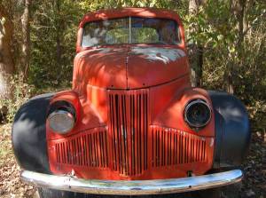 47Studebaker2ton-front